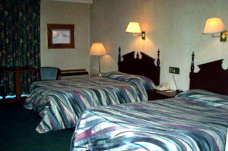 Howard Johnsons (Best Inn) - From Web Listing (newer photo)